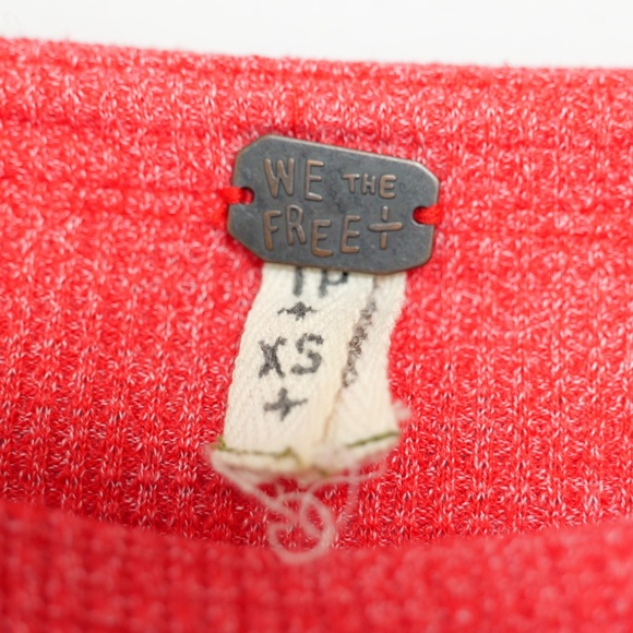 FREE PEOPLE we the free waffle knit red balloon sleeve top size XS - Picture 3 of 5